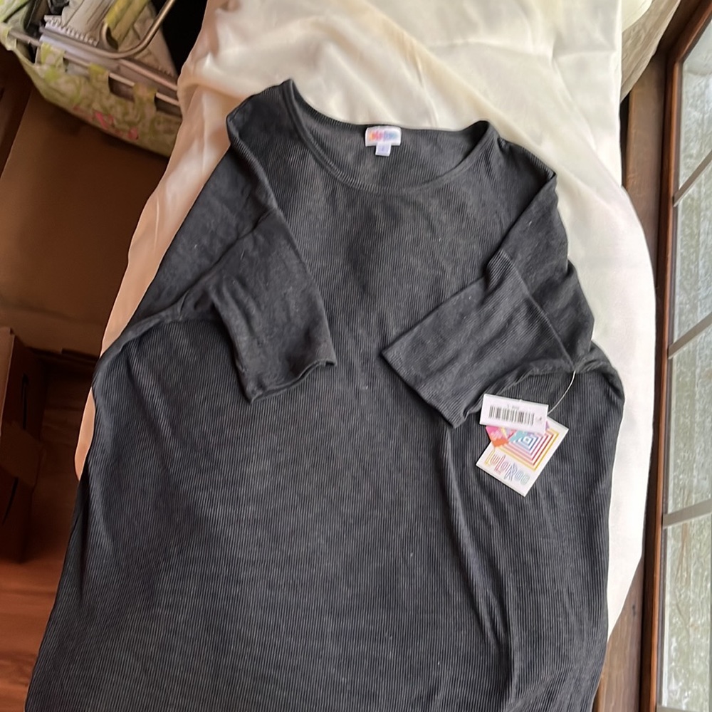 Charcoal grey LuLaRoe Irma tunic. NWT sizeL- about 18. - Picture 2 of 5